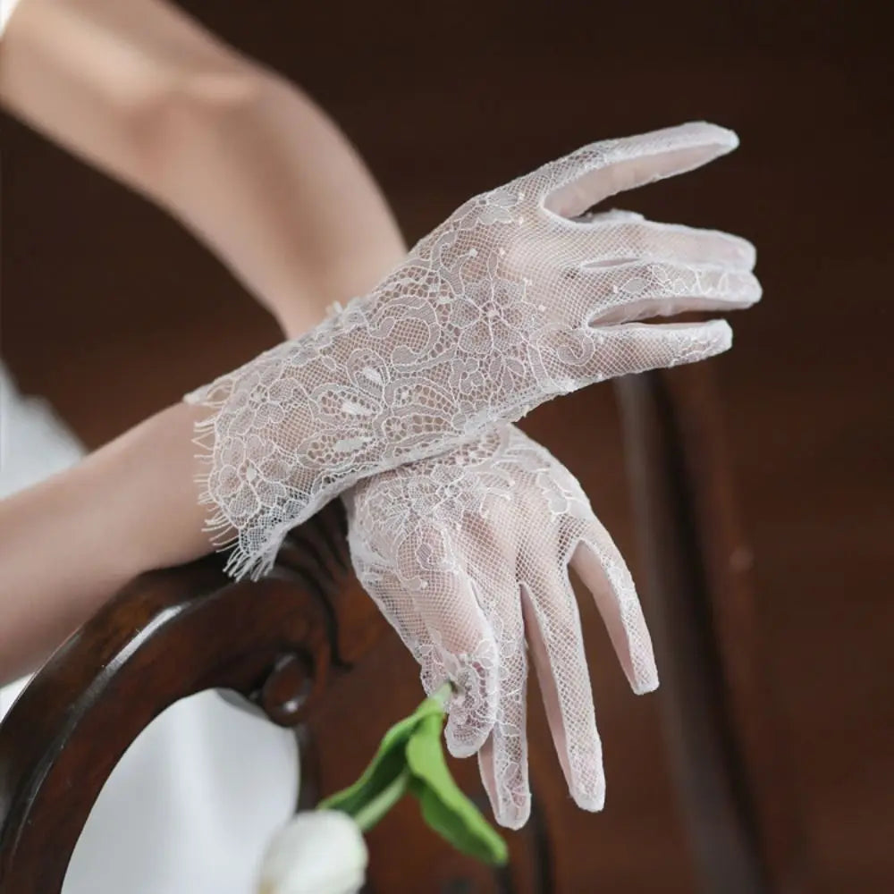 Women's Lace Mesh Gloves – Bridal, Wedding & Cosplay Party Lace Fashion Gloves PLUSH