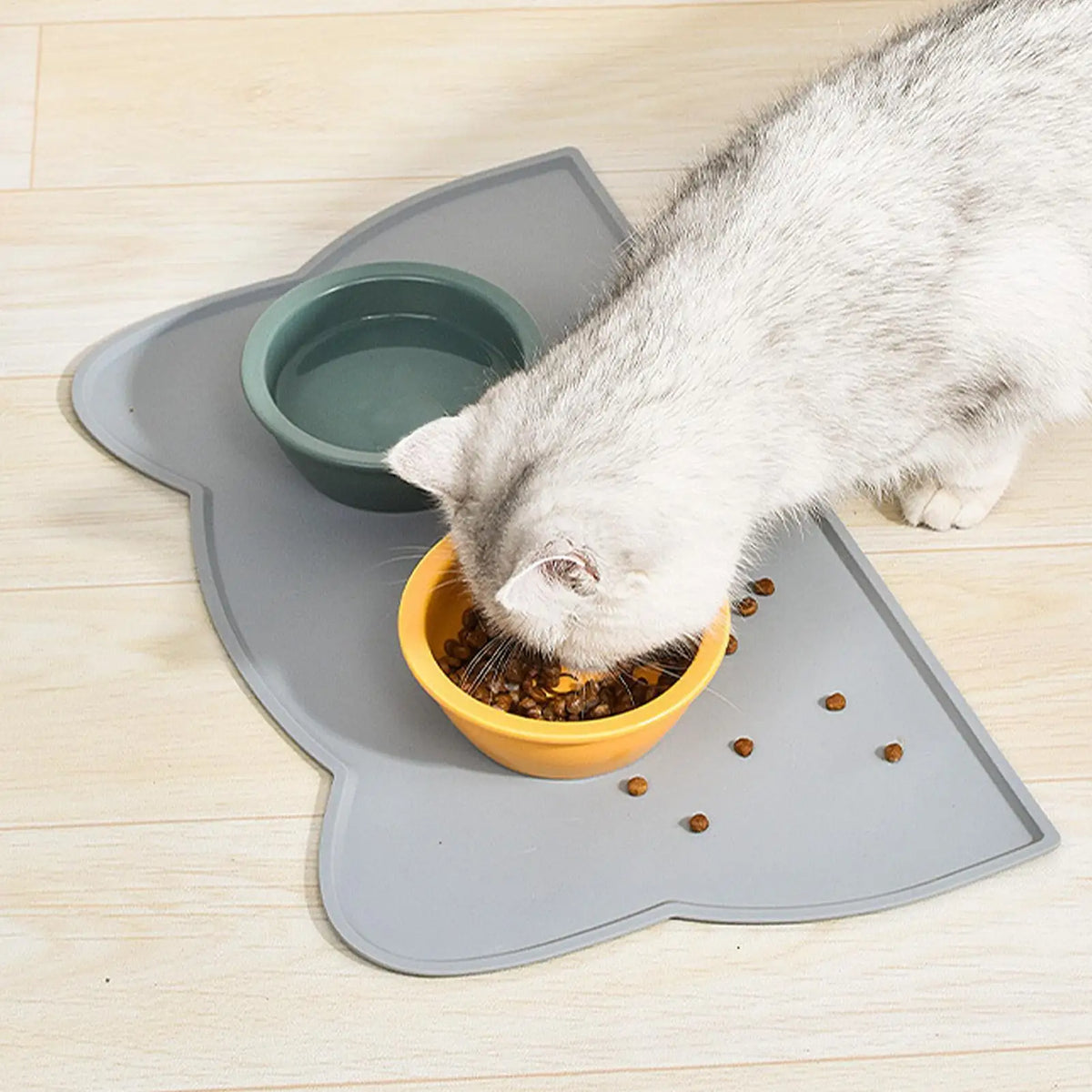 Silicone Pet Feeding Mat – Non-Slip Waterproof Dog & Cat Bowl Pad Pet Feeding Mat PLUSH