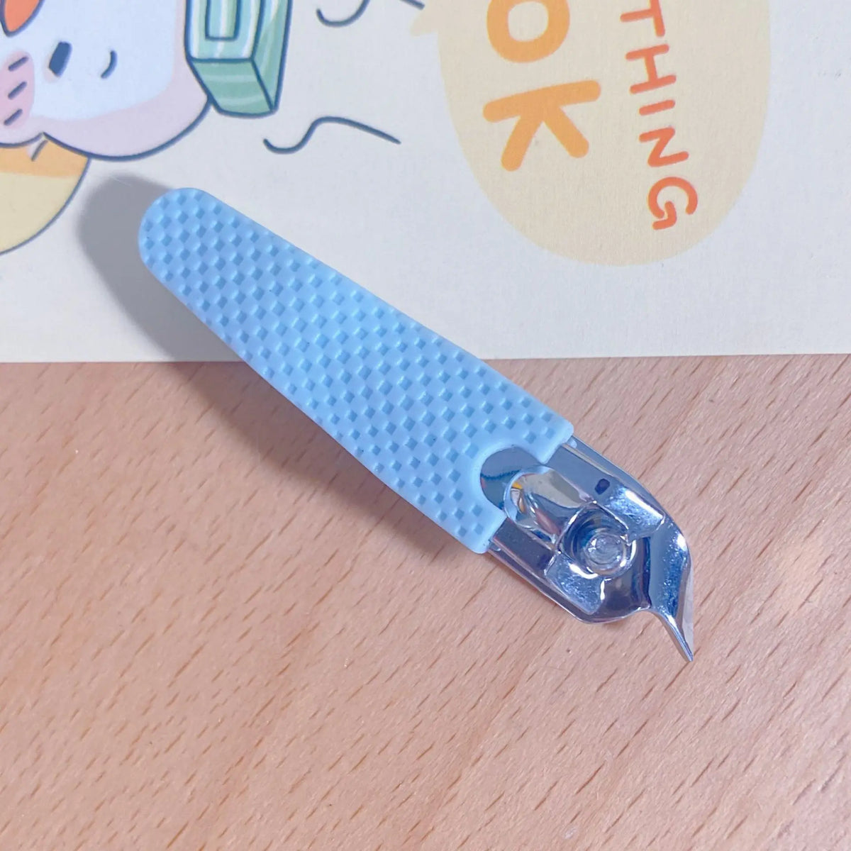 Silicone Sleeve Nail Clipper Anti-Drop Stainless Steel Green Nail Clipper PLUSH Blue diagonal