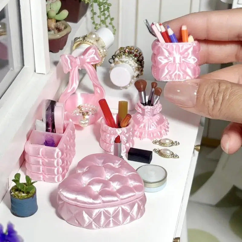 Pink 1:12 Miniature Cosmetic Storage Box – Dollhouse Accessory Dollhouse Miniature PLUSH