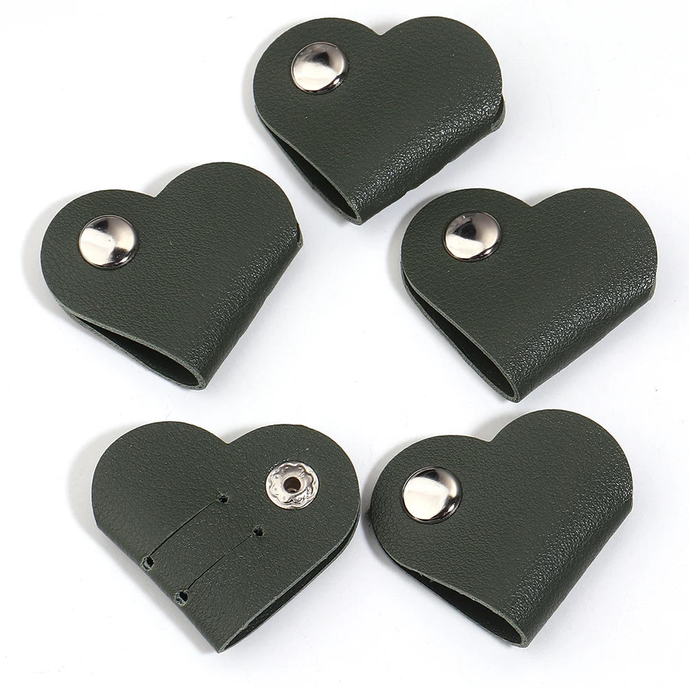 5pcs Heart PVC Cable Clips – Cord & Wire Organizer Holder Cable Organizer Clips PLUSH dark green