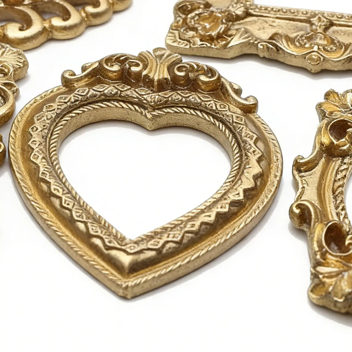Mini Baroque Gold Resin Picture Frames Set of 5 | Desk Décor Mini Picture Frames PLUSH