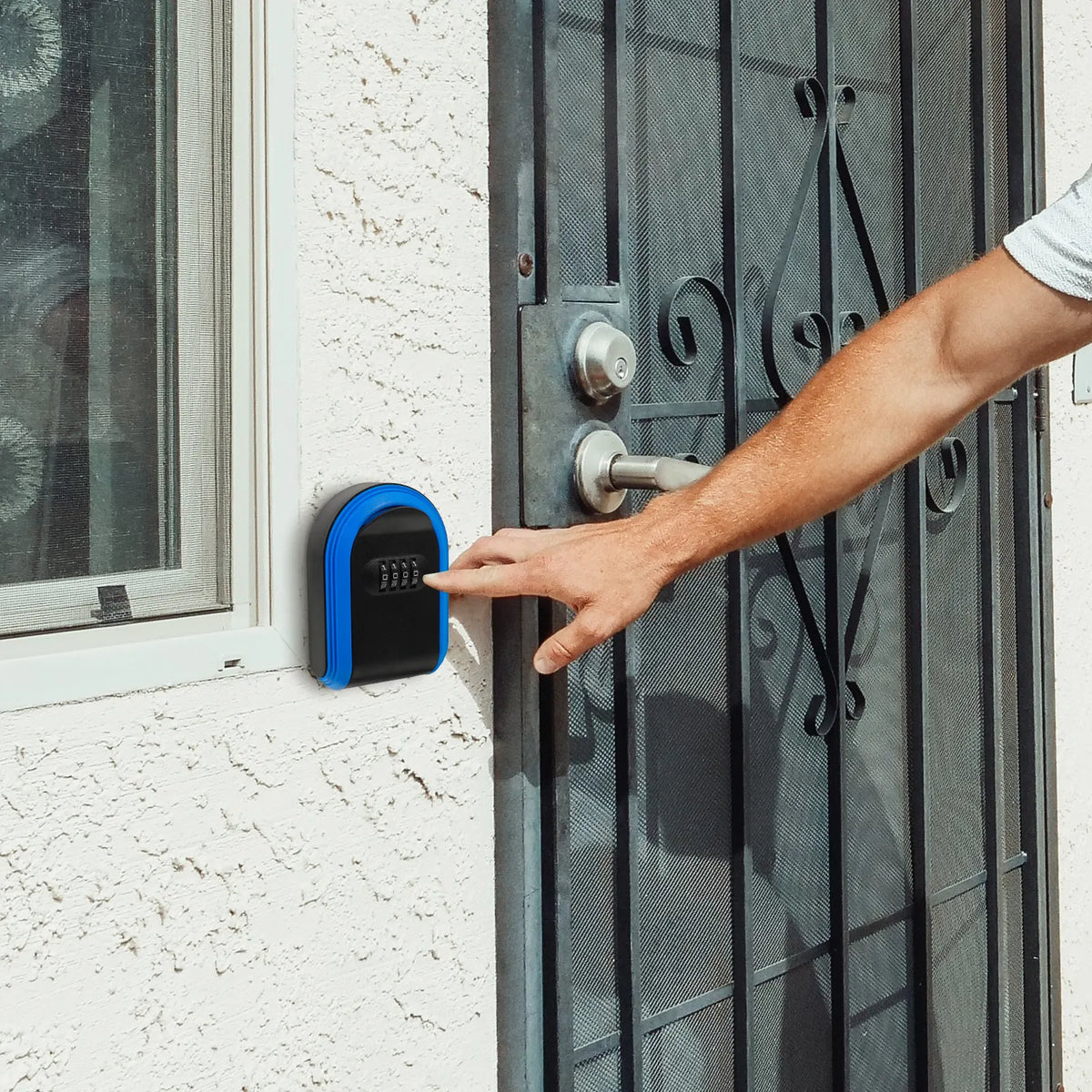 Wall Mount Key Lock Box – 4-Digit Combination Security Box Key Lock Box PLUSH