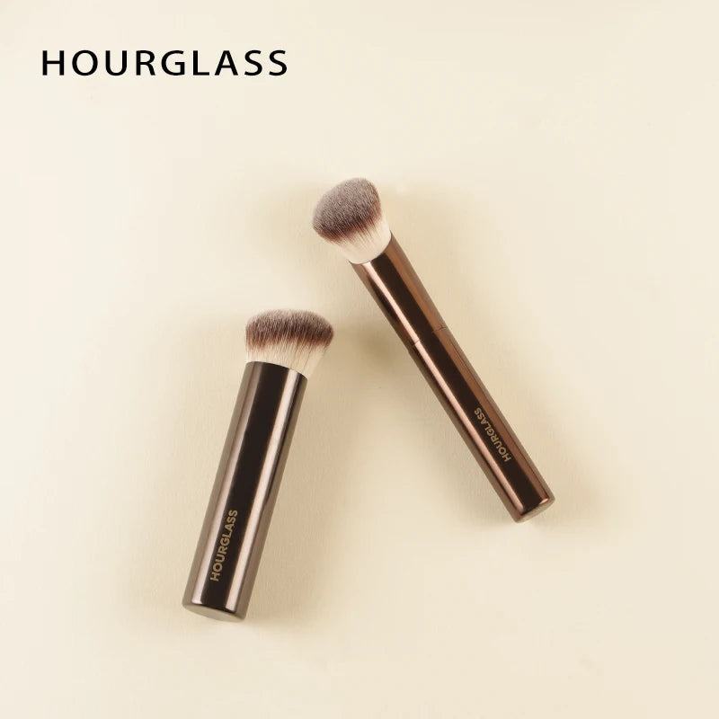 Hourglass Professional Retractable Makeup Brush Set Professional Makeup Brush PLUSH