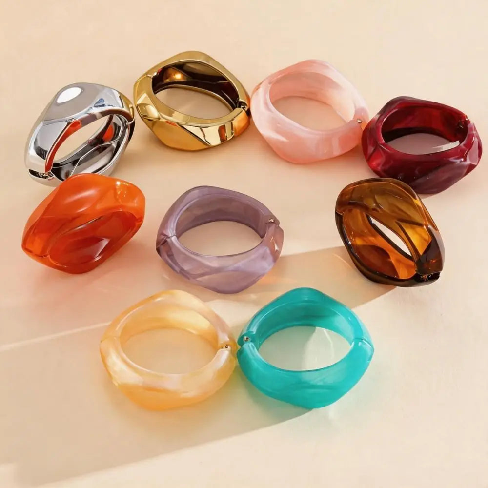 Irregular Acrylic Cuff Bangles – Colorful Vintage Open Design Acrylic Cuff Bangle PLUSH