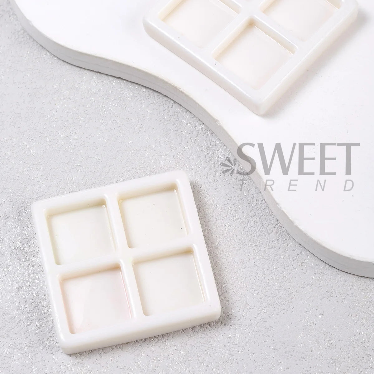3pcs 4-Grid Nail Color Palette – Gel Polish Mixing & Storage Nail Art Palette PLUSH