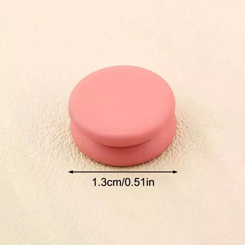 No-Sew Seamless Clothes Clips – Adjustable Buttons 2/4/8pcs Clothing Clips PLUSH