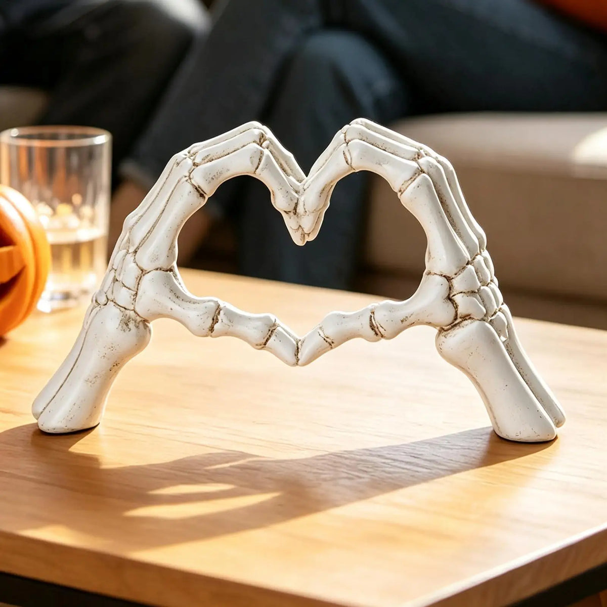 Skeleton Heart Hands Resin Sculpture – Gothic Desktop Decor Resin Desktop Sculpture PLUSH