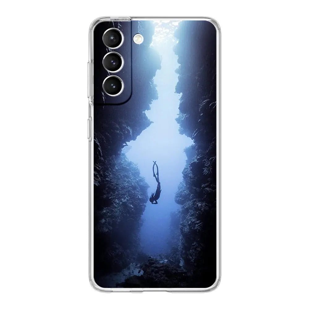 Underwater Diver Phone Case Samsung Galaxy S22–S26 Ultra Phone Case Cover PLUSH