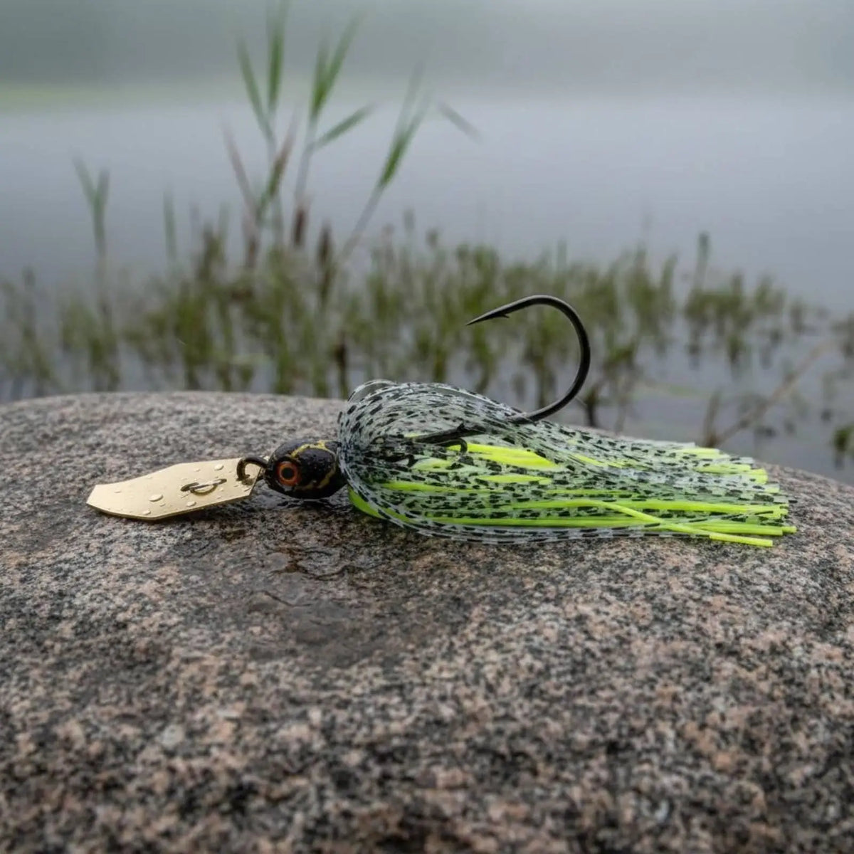 Vibrating Weedless Jig Lure 5-Pack | Bladed Bass Fishing Jig Fishing Jig Lure PLUSH