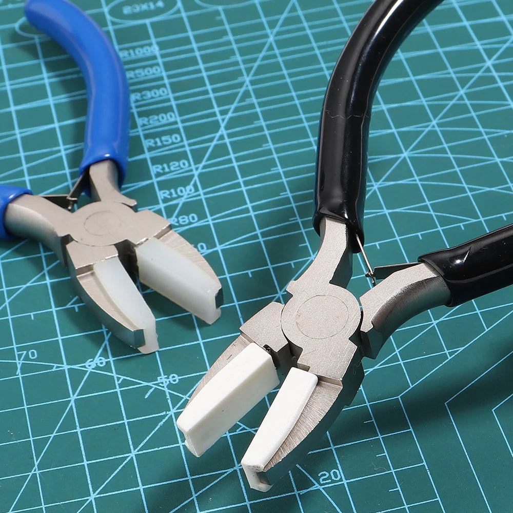 Flat Nose Pliers Nylon Jaws – High Carbon Steel Jewelry Tool Jewelry Making Pliers PLUSH
