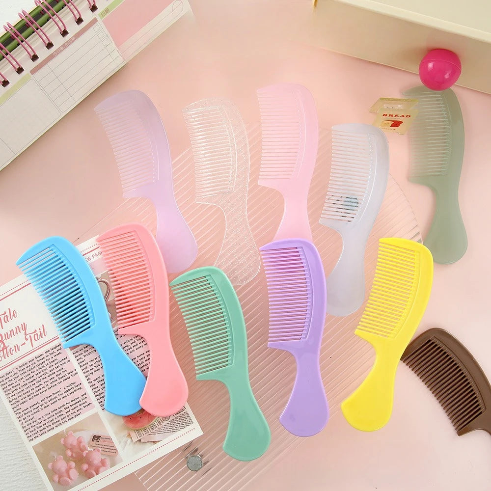 Mini Macaron Cute Pocket Hair Comb – Portable Plastic Comb Pocket Hair Comb PLUSH