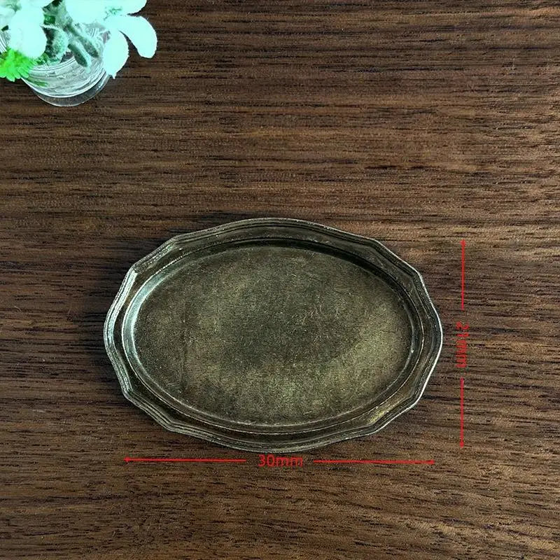 1/12 Dollhouse Miniature Retro Oval Metal Dish – Steak Plate Dollhouse Accessory PLUSH A2