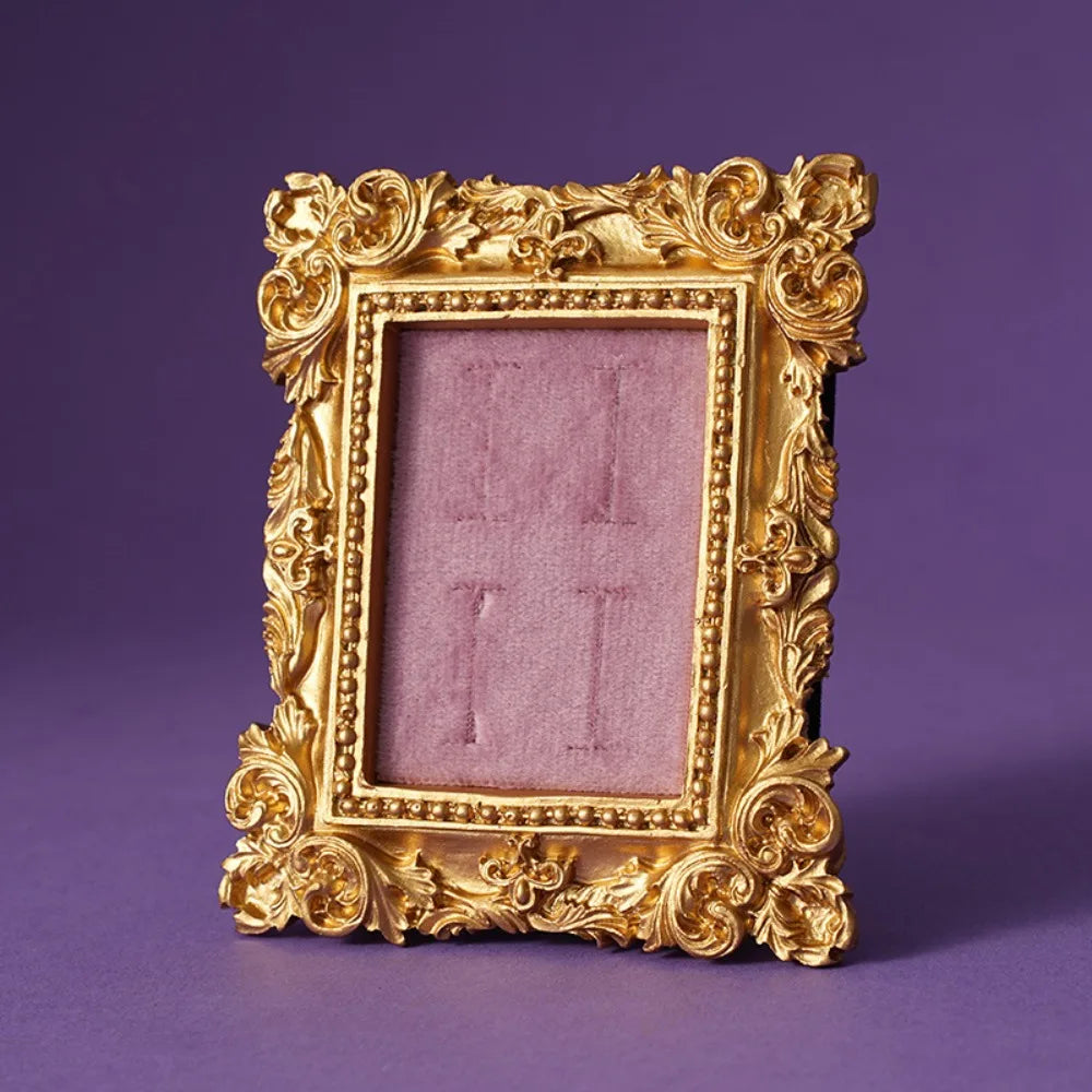 Vintage Resin Ring Display Stand | European Organizer Rack Ring Display Stand PLUSH Pink