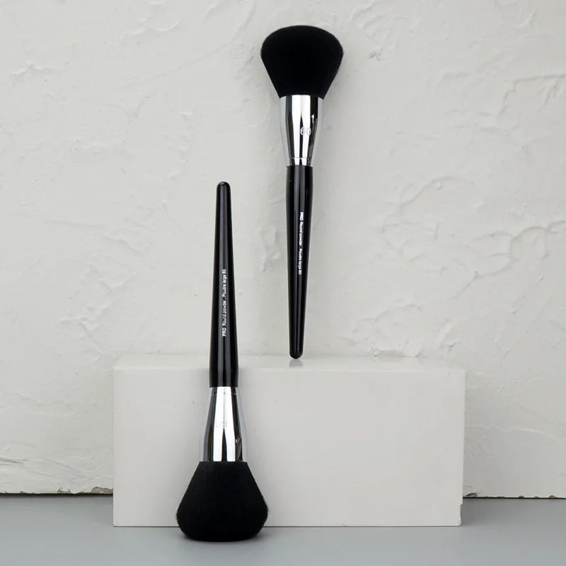 Pro Round Fluffy Powder Brush #60 – Large-Head Makeup Brush Makeup Powder Brush PLUSH