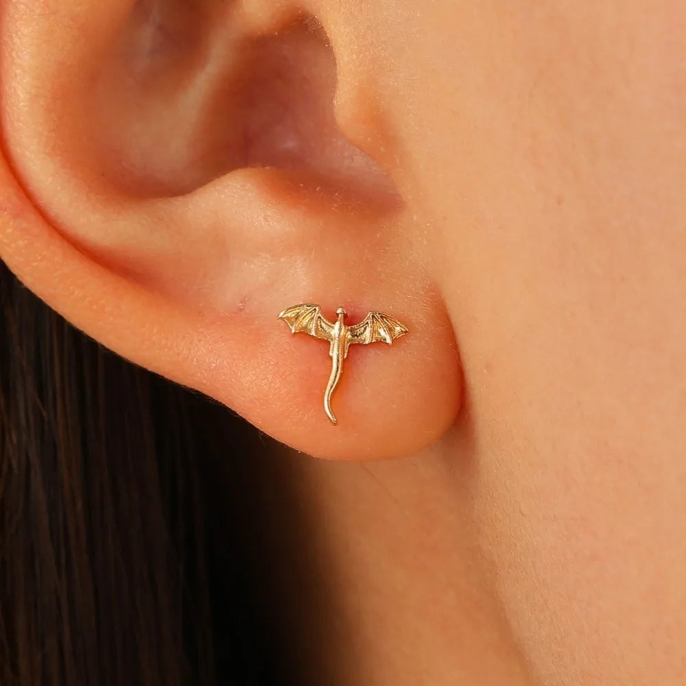 Vintage Dragon Stud Earrings – Unique Flying Dragon Metal Studs Dragon Stud Earrings PLUSH