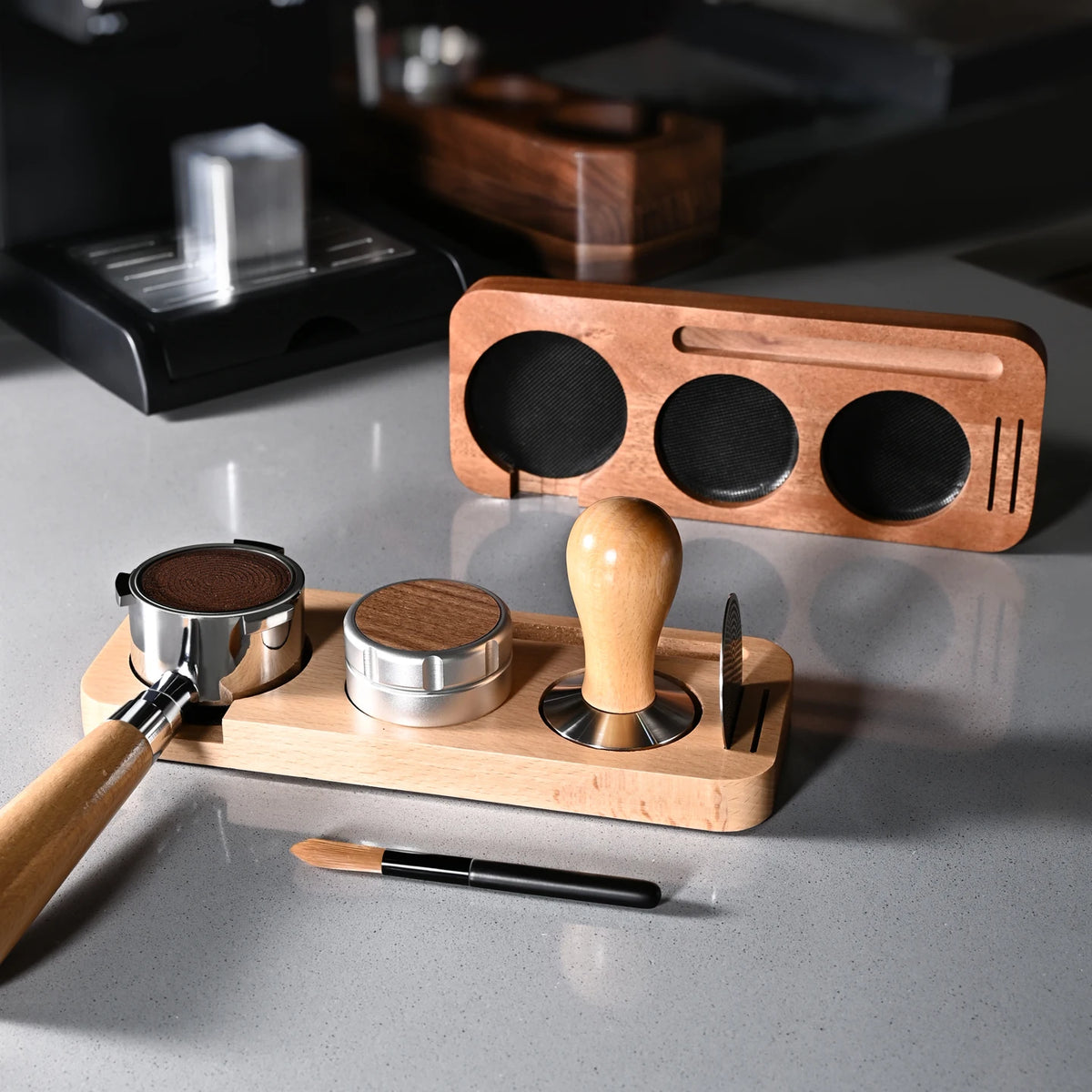 Solid Wood Coffee Tamper Station & Portafilter Holder 51/54/58mm Espresso Tamper Station PLUSH