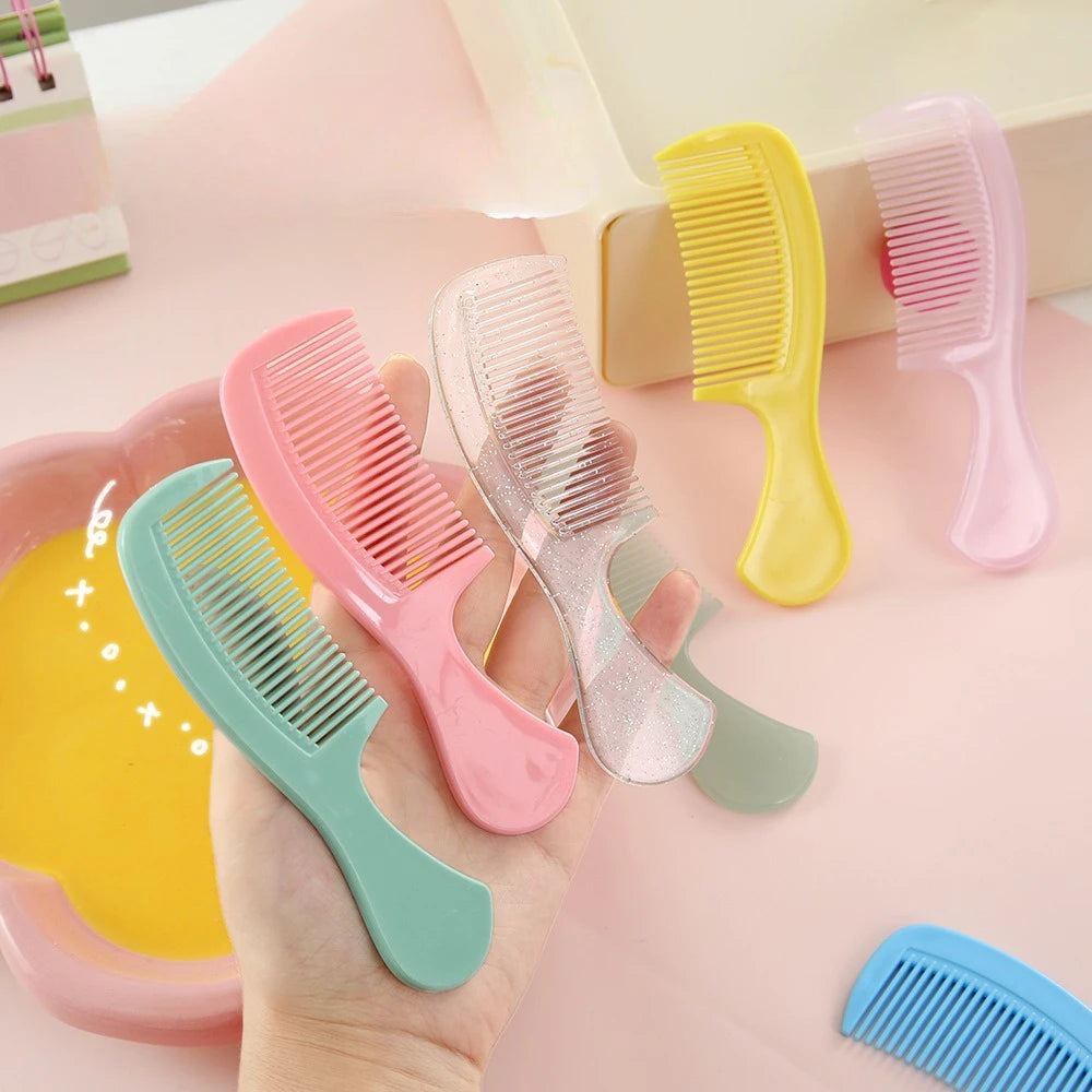 Mini Macaron Cute Pocket Hair Comb – Portable Plastic Comb Pocket Hair Comb PLUSH