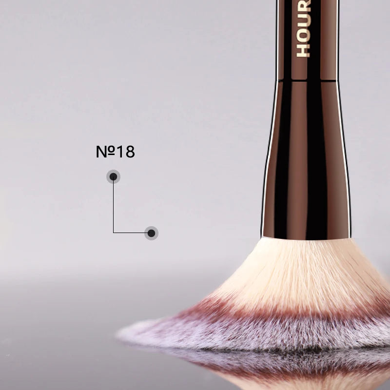 Hourglass No.18 Veil Powder Brush – Soft Fiber Double Head Powder Makeup Brush PLUSH
