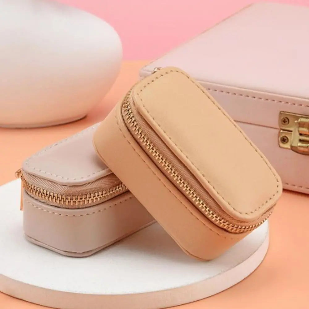 Vintage Mini PU Leather Jewelry Box – Travel Organizer Case Jewelry Organizer Box PLUSH