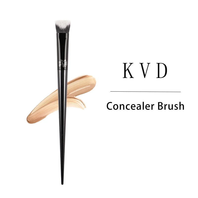 Kat Von D #40 Concealer Brush – Soft Synthetic Fiber Concealer Makeup Brush PLUSH