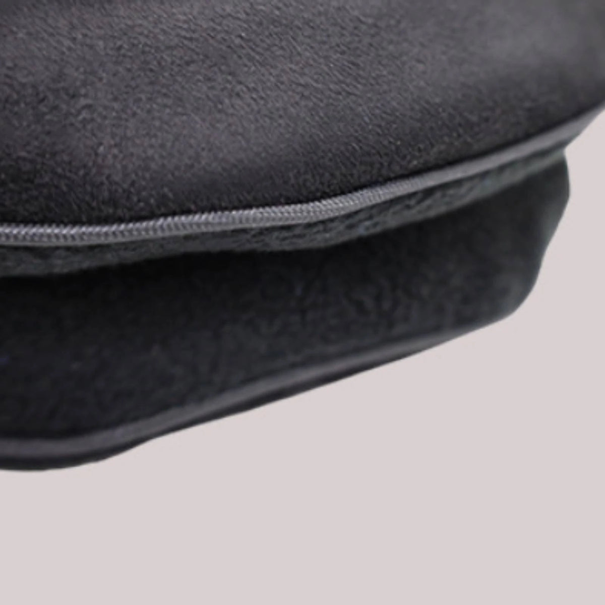 Contoured Saddle Pad – High-Elastic Shock-Absorbing Horse Tack Horse Saddle Pad PLUSH