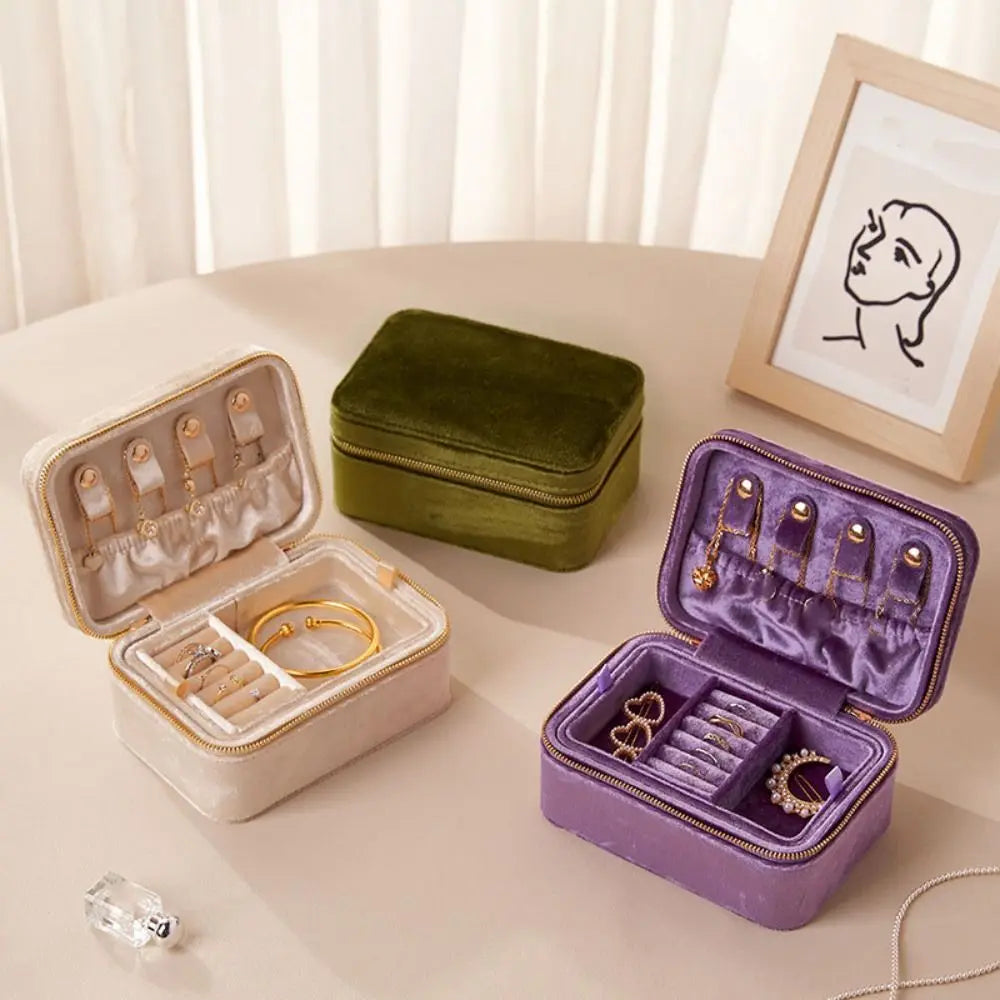 Velvet Jewelry Organizer Bag – Bracelets, Earrings & Necklaces Jewelry Organizer Bag PLUSH