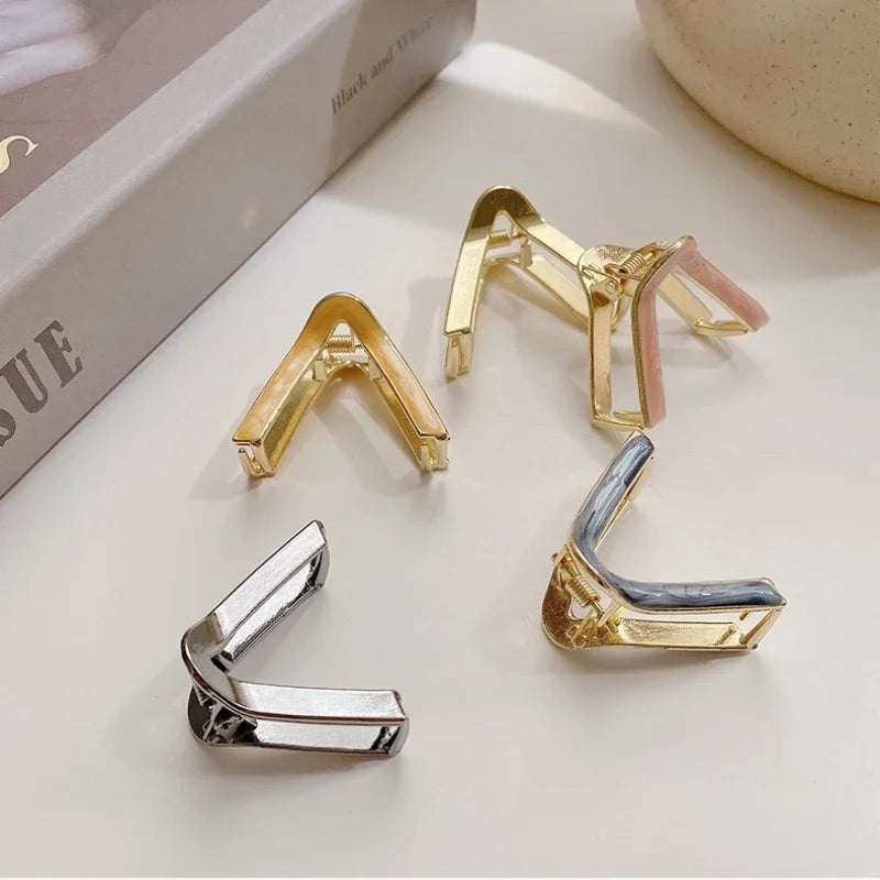 V-Shaped Mini Claw Hair Clip – Golden Metal Korean Style Mini Claw Hair Clip PLUSH