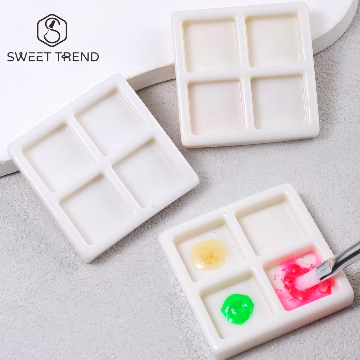 3pcs 4-Grid Nail Color Palette – Gel Polish Mixing & Storage Nail Art Palette PLUSH