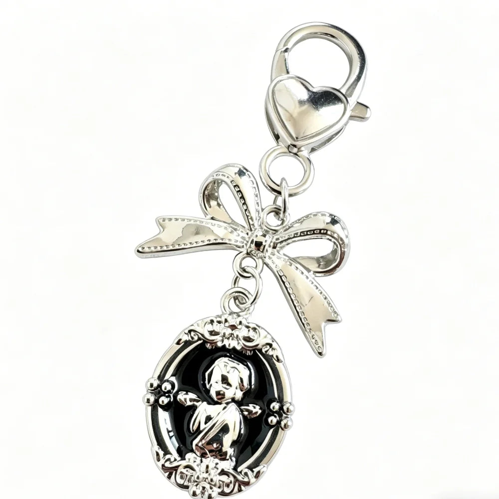 Y2K Punk Alloy Bowknot Keyring – Harajuku Bag Charm Pendant Fashion Keyring Charm PLUSH Black