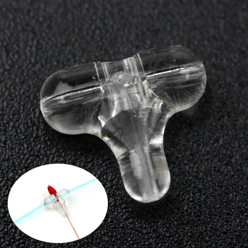 30pcs Transparent Oval Fishing Beads 3-Way Cross Connector Fishing Rig Beads PLUSH
