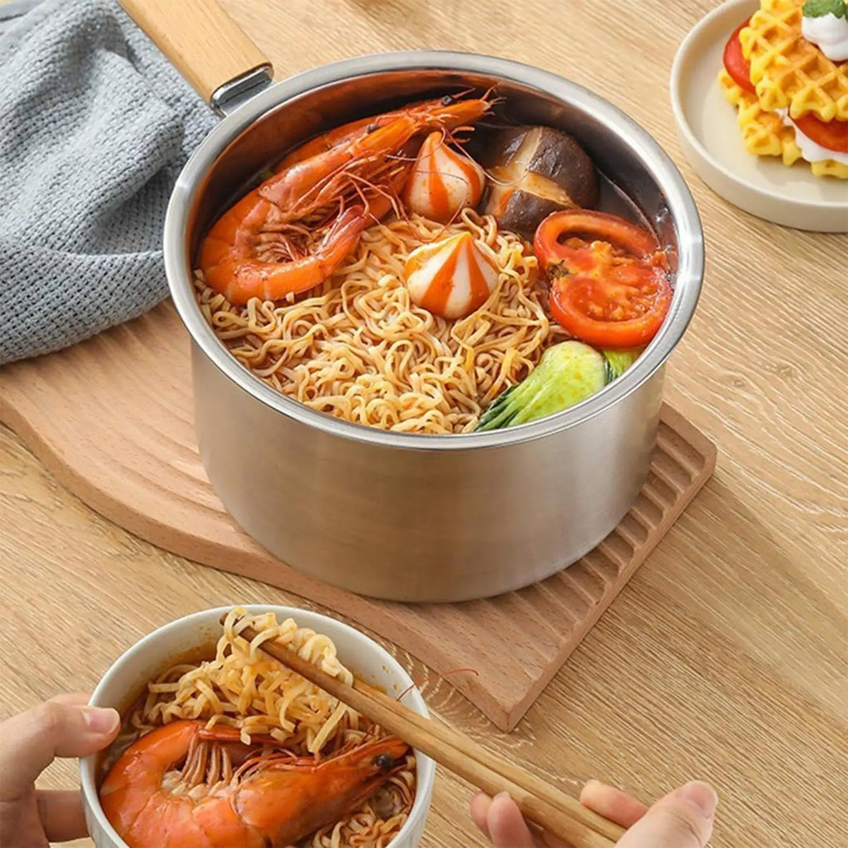 Stainless Steel Deep Fryer Pot with Basket & Lid | 18cm Deep Fryer Pot PLUSH