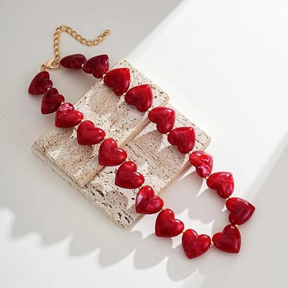 Love Heart Acrylic Choker Necklace – Women's Beaded Chain Choker Necklace PLUSH