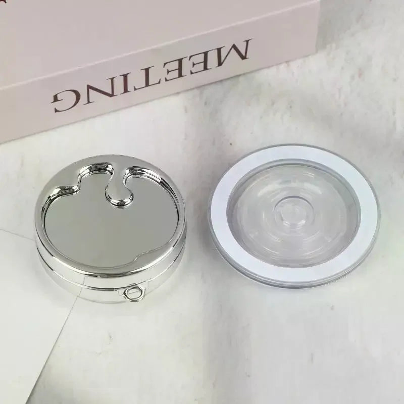 SADOER Refillable Round Magnetic Eyeshadow Palette Case 5cm Eyeshadow Palette Case PLUSH