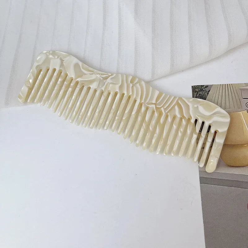 Wavy French Acetate Hair Comb – Anti-Static & Portable Acetate Hair Comb PLUSH 3