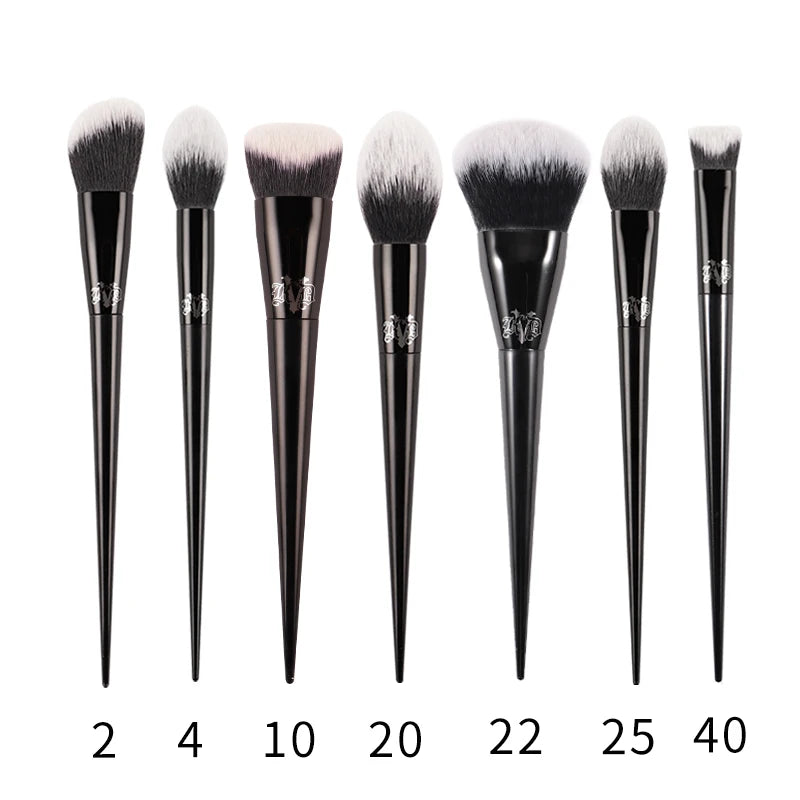 Kat Von D KVD Makeup Brush Set – Full Face & Eye Kit Makeup Brush Set PLUSH KVD 3-7-1 China Mainland