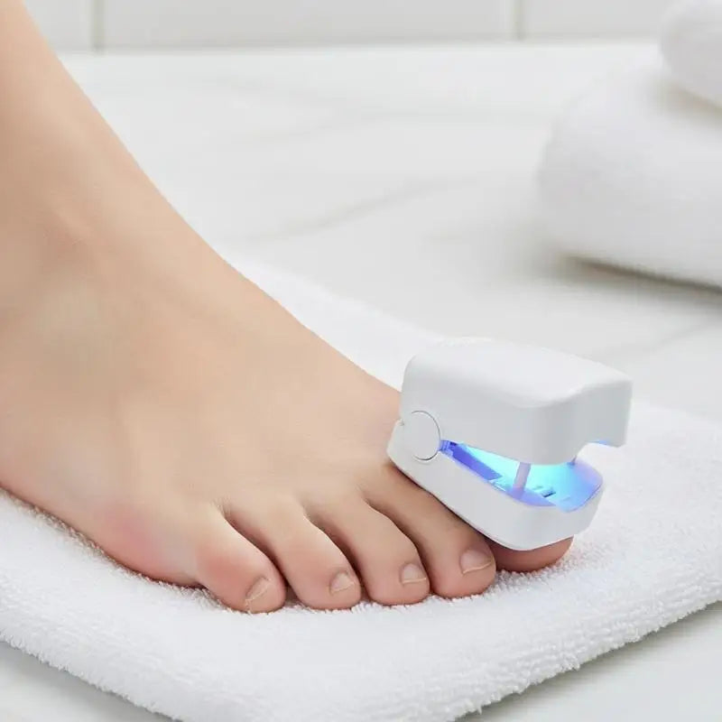 USB Nail Light Therapy Device – Portable Nail Care Tool Nail Care Device PLUSH