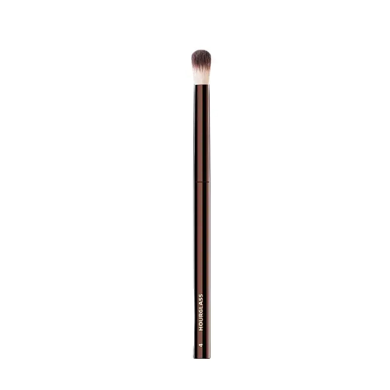 Hourglass No.4 Crease & Highlight Brush – Soft Fiber Tip Makeup Brush PLUSH 04