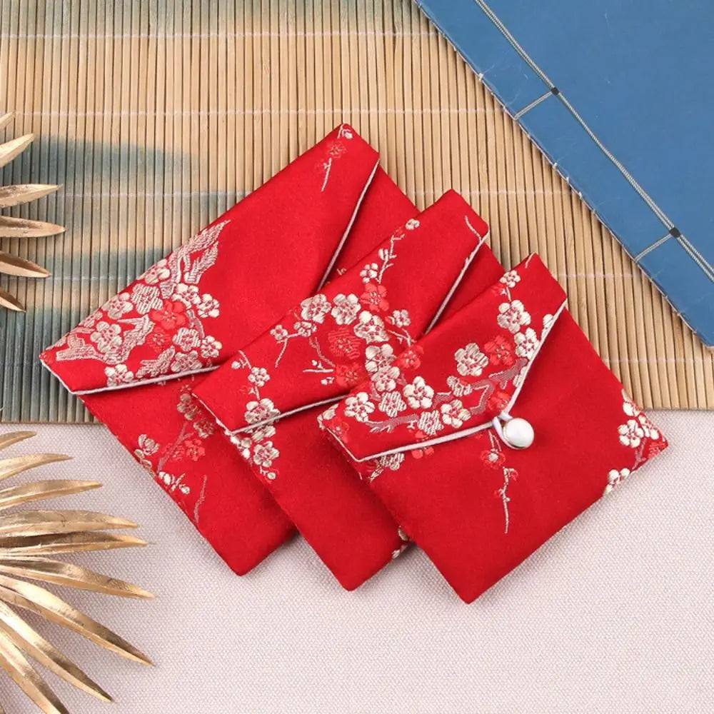 Satin Jewelry Storage Bag with Embroidered Buckle – 3 Sizes Jewelry Storage Bag PLUSH