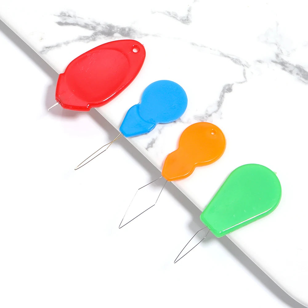 10pcs Needle Threader Tool Set – Easy Sewing Assistant Needle Threader Tool PLUSH