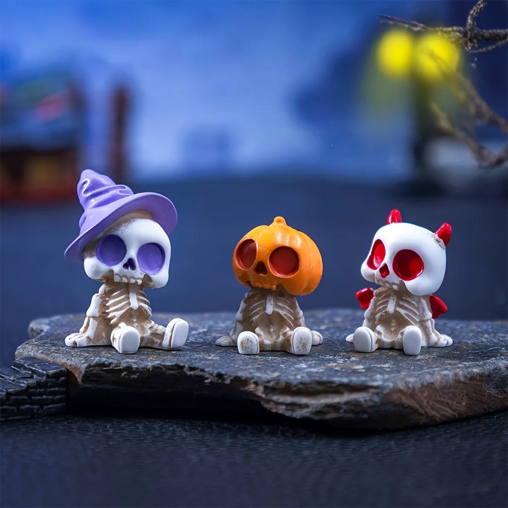 4pcs Halloween Mini Resin Figurines – Pumpkins Ghosts Skulls Halloween Mini Figurines PLUSH