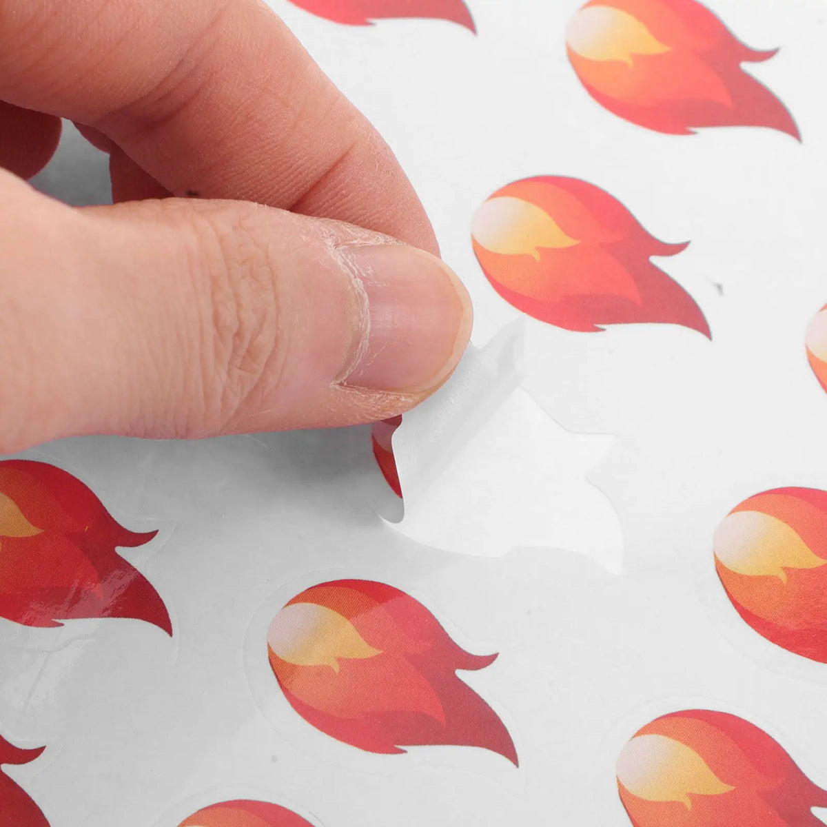 500pcs Flame Stickers Waterproof Mini Decals – Bottles & Laptops Decorative Stickers PLUSH