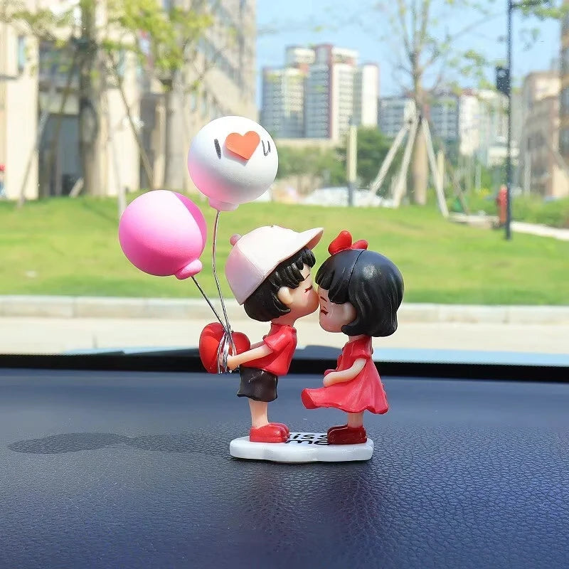 2pcs Couple Kiss Car Dashboard Ornament – Cute Resin Decor Car Dashboard Ornament PLUSH Decoration