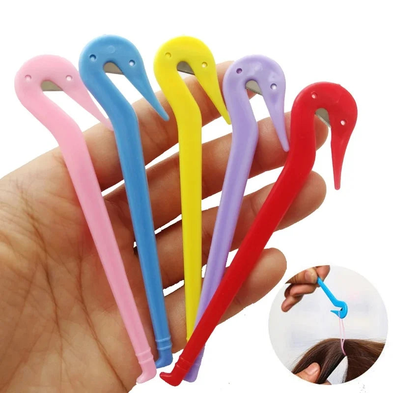 Hair Tie Rubber Band Cutter & Remover Tool – Salon Use Hair Styling Tool PLUSH