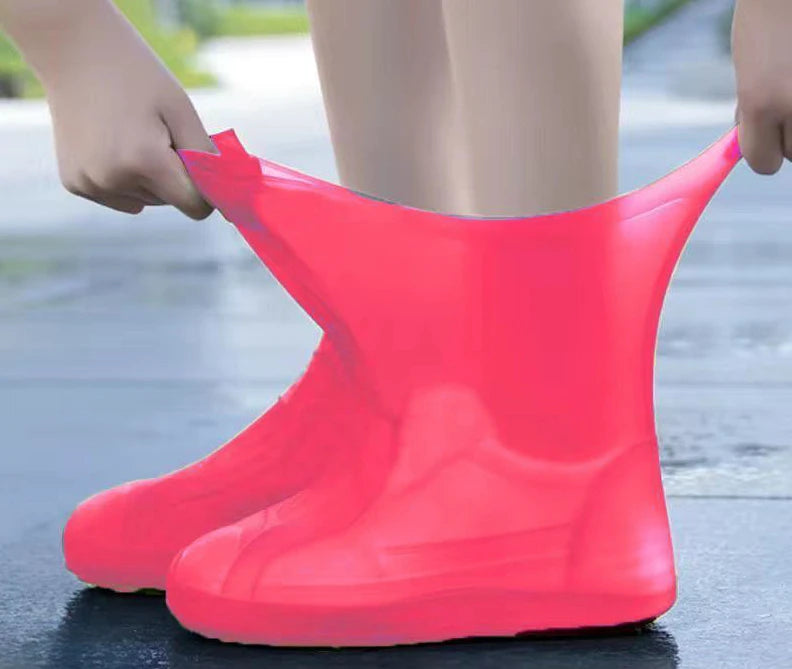 Silicone Waterproof Shoe Covers – Non-Slip Reusable Rain Overshoes Rain Shoe Covers PLUSH Red M 34-39
