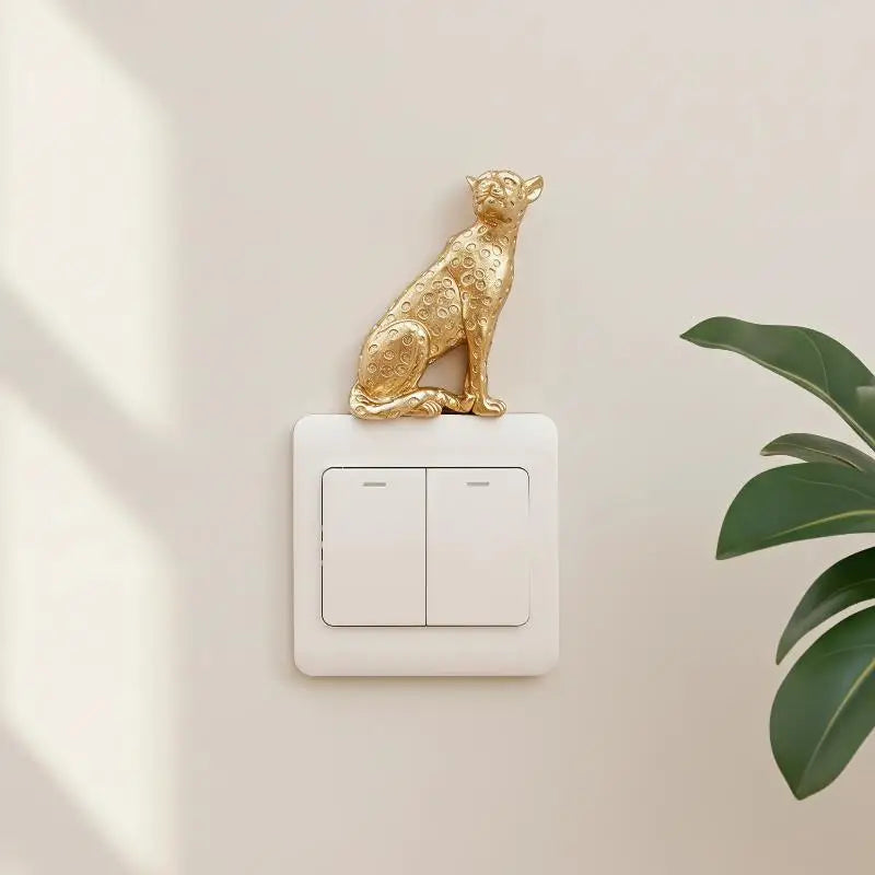 Leopard Resin Light Switch Decoration – Self-Adhesive Wall Decor Wall Switch Decor PLUSH