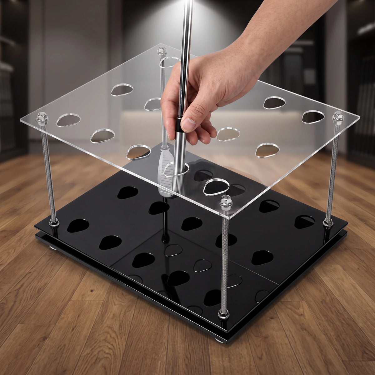 Golf Club Rack with Acrylic Panels – 15-Slot Heavy-Duty Golf Club Rack PLUSH