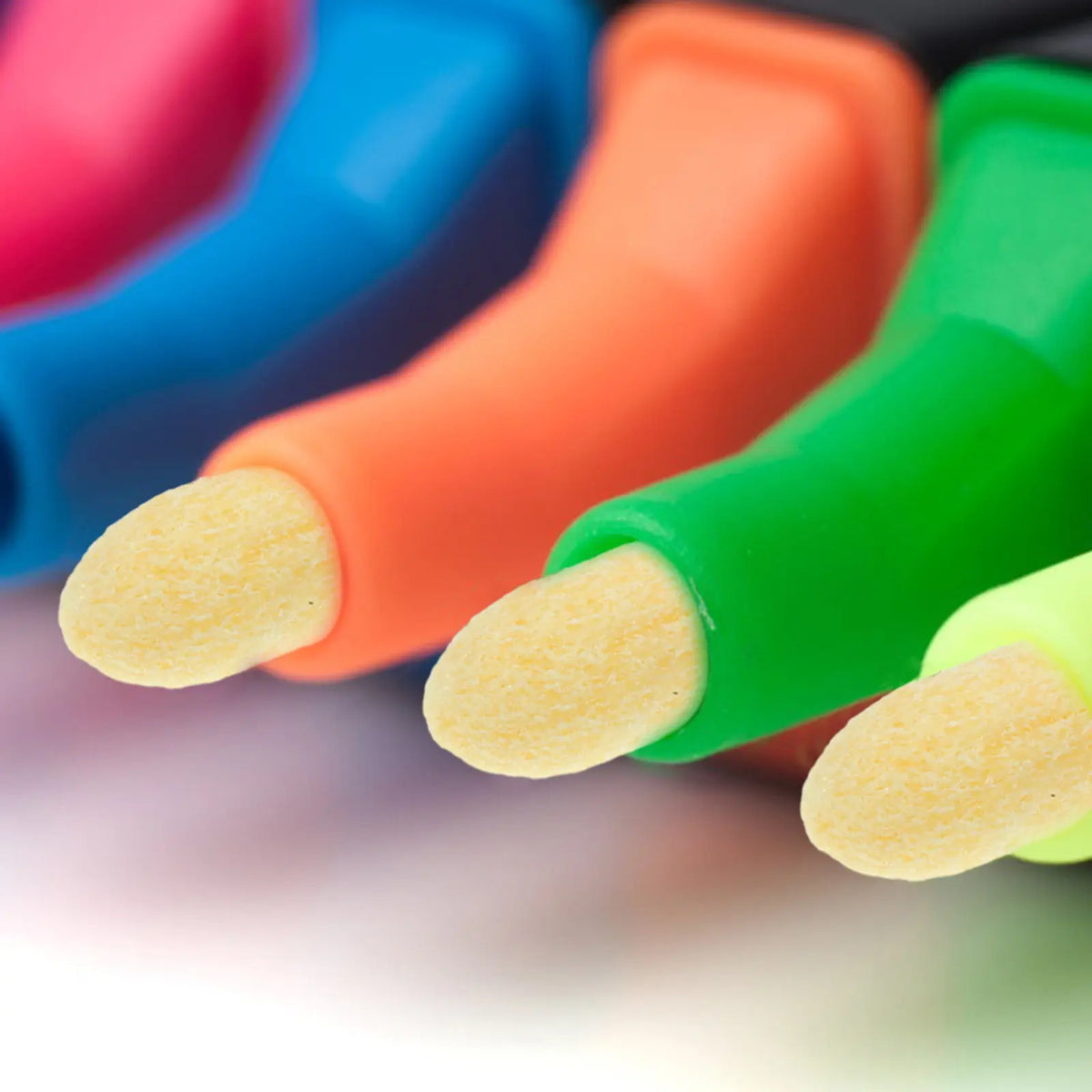 25 Pcs Universal Paint Marker Replacement Nibs & Pen Tips Marker Pen Nibs PLUSH