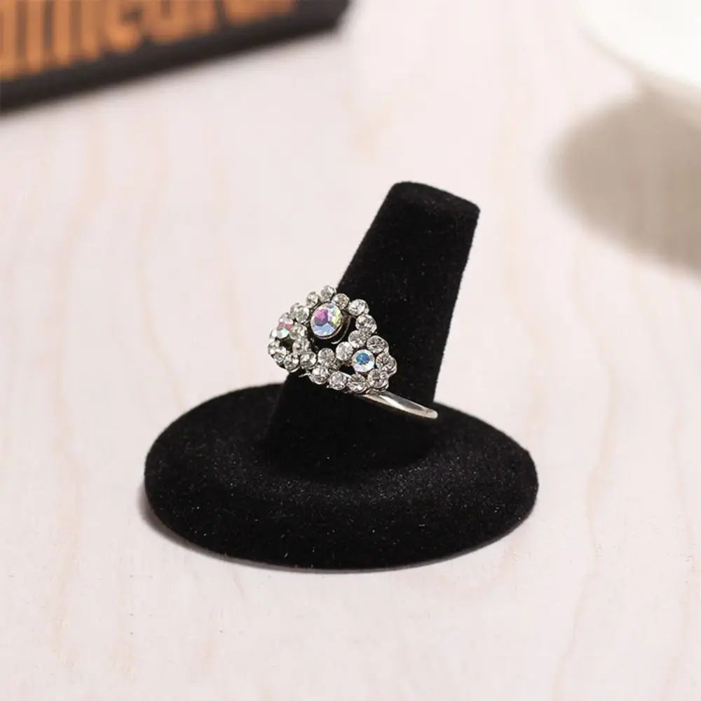 Velvet Ring Display Stand – Multi-Style Jewelry Holder Jewelry Display Stand PLUSH