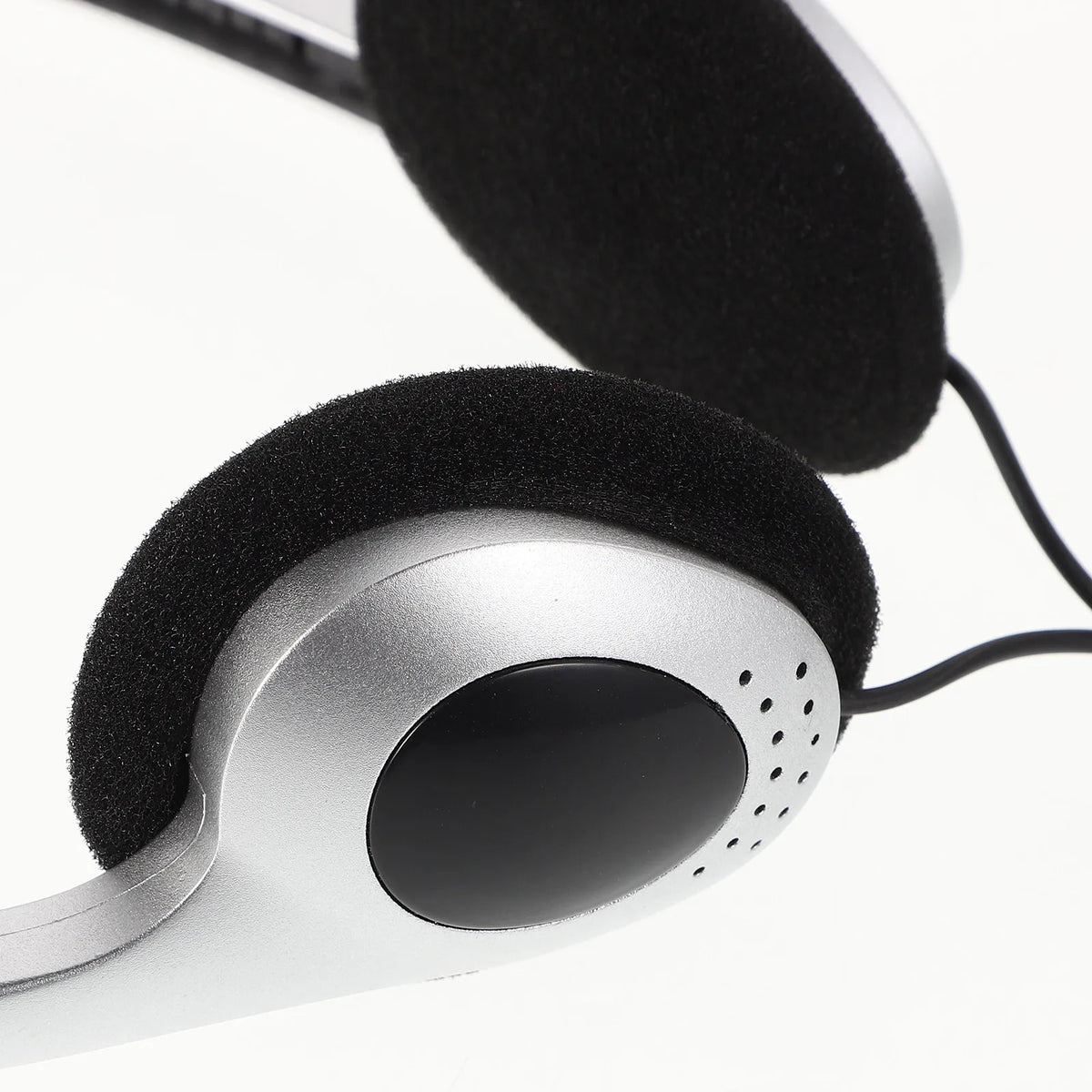Foxnovo Retro Silver Wired On-Ear Headphones for Kids & Students Wired On-Ear Headphones PLUSH